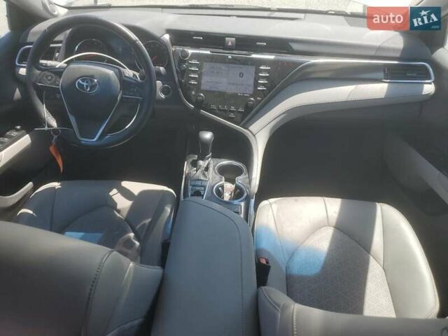 Белый Тойота Камри, объемом двигателя 2.49 л и пробегом 91 тыс. км за 6200 $, фото 7 на Automoto.ua