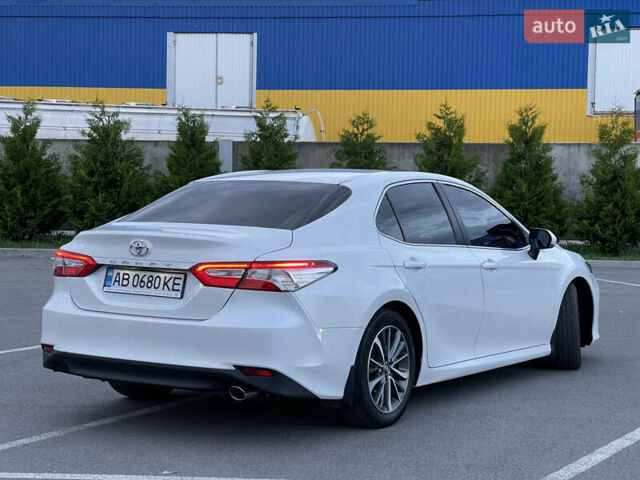 Білий Тойота Камрі, об'ємом двигуна 2.49 л та пробігом 122 тис. км за 22100 $, фото 2 на Automoto.ua
