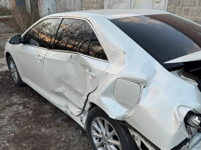 Білий Тойота Камрі, об'ємом двигуна 0 л та пробігом 169 тис. км за 11000 $, фото 8 на Automoto.ua