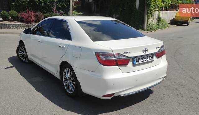 Білий Тойота Камрі, об'ємом двигуна 2.5 л та пробігом 194 тис. км за 19900 $, фото 17 на Automoto.ua