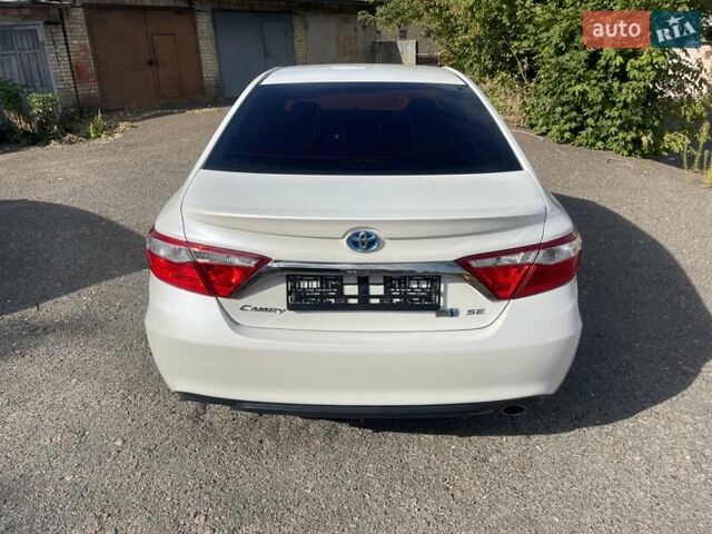 Белый Тойота Камри, объемом двигателя 2.5 л и пробегом 158 тыс. км за 15900 $, фото 11 на Automoto.ua