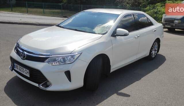 Білий Тойота Камрі, об'ємом двигуна 2.5 л та пробігом 194 тис. км за 19900 $, фото 9 на Automoto.ua