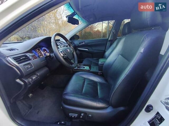 Белый Тойота Камри, объемом двигателя 2.49 л и пробегом 169 тыс. км за 16500 $, фото 15 на Automoto.ua