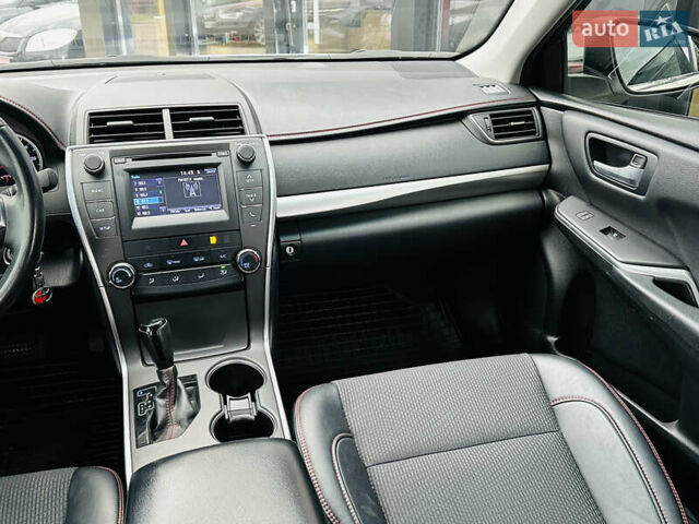 Белый Тойота Камри, объемом двигателя 2.5 л и пробегом 93 тыс. км за 16499 $, фото 22 на Automoto.ua