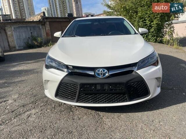 Белый Тойота Камри, объемом двигателя 2.5 л и пробегом 158 тыс. км за 16300 $, фото 15 на Automoto.ua