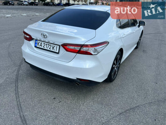 Білий Тойота Камрі, об'ємом двигуна 2.49 л та пробігом 139 тис. км за 21000 $, фото 7 на Automoto.ua