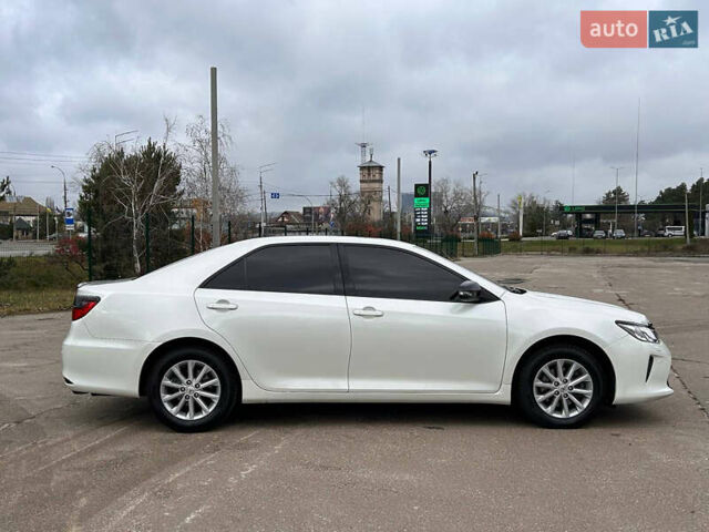 Белый Тойота Камри, объемом двигателя 2.49 л и пробегом 119 тыс. км за 20555 $, фото 32 на Automoto.ua