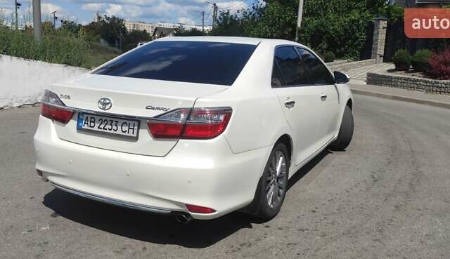 Білий Тойота Камрі, об'ємом двигуна 2.5 л та пробігом 194 тис. км за 19900 $, фото 6 на Automoto.ua