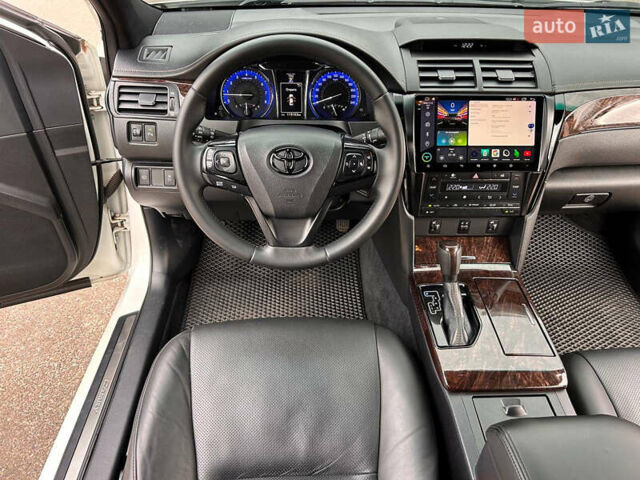 Белый Тойота Камри, объемом двигателя 2.49 л и пробегом 119 тыс. км за 20555 $, фото 18 на Automoto.ua