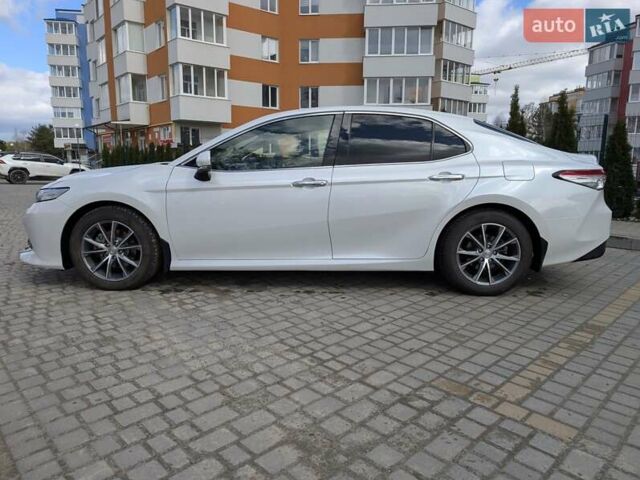 Білий Тойота Камрі, об'ємом двигуна 2.49 л та пробігом 199 тис. км за 22500 $, фото 5 на Automoto.ua