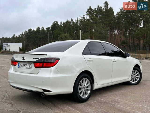 Белый Тойота Камри, объемом двигателя 2.49 л и пробегом 119 тыс. км за 20555 $, фото 39 на Automoto.ua