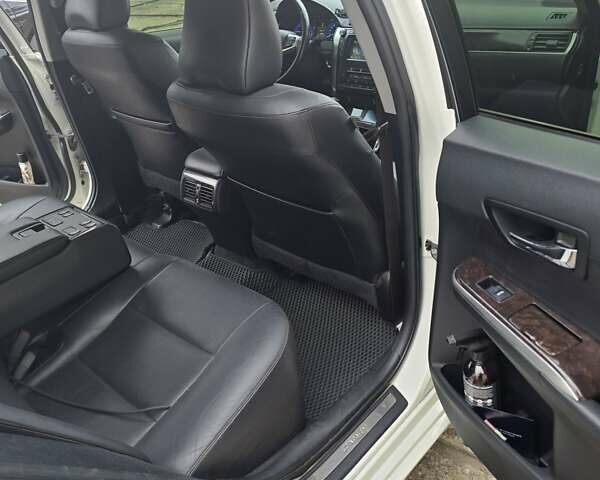 Белый Тойота Камри, объемом двигателя 2.49 л и пробегом 143 тыс. км за 20000 $, фото 29 на Automoto.ua