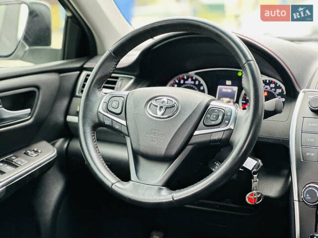 Белый Тойота Камри, объемом двигателя 2.5 л и пробегом 93 тыс. км за 16499 $, фото 24 на Automoto.ua