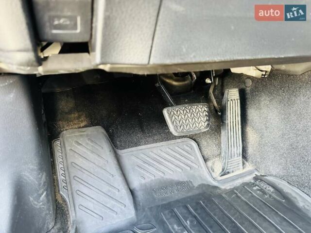 Білий Тойота Камрі, об'ємом двигуна 2.49 л та пробігом 113 тис. км за 23500 $, фото 18 на Automoto.ua