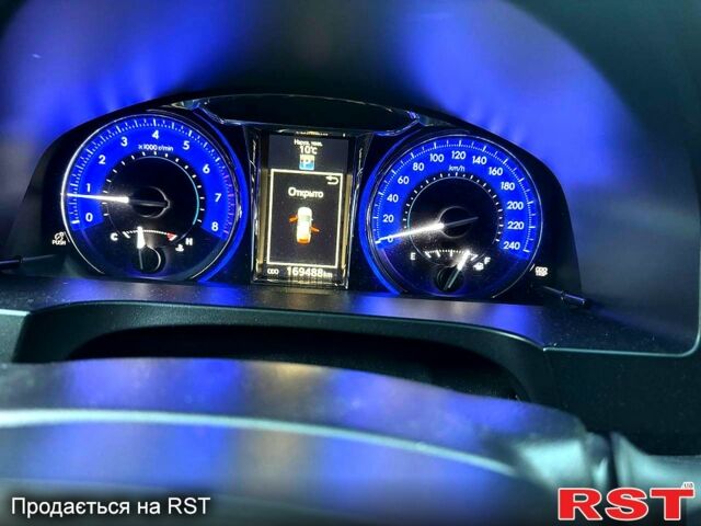 Білий Тойота Камрі, об'ємом двигуна 2.5 л та пробігом 169 тис. км за 11000 $, фото 12 на Automoto.ua