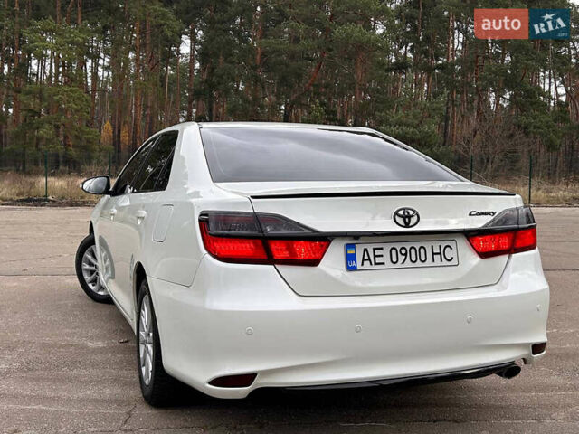 Белый Тойота Камри, объемом двигателя 2.49 л и пробегом 119 тыс. км за 20555 $, фото 57 на Automoto.ua