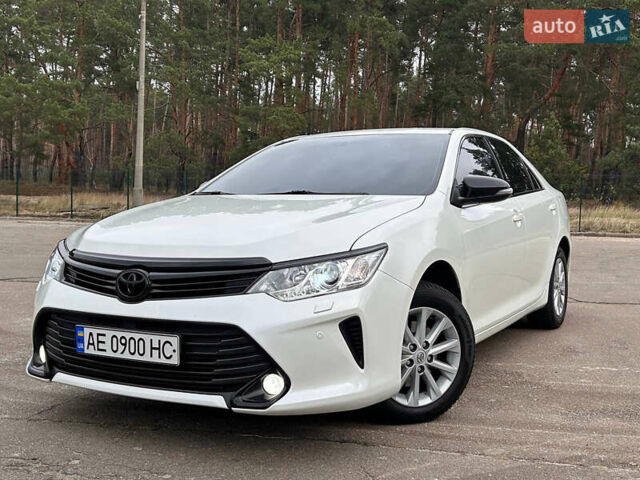 Белый Тойота Камри, объемом двигателя 2.49 л и пробегом 119 тыс. км за 20555 $, фото 71 на Automoto.ua