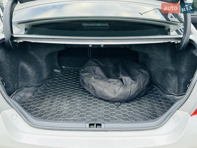 Белый Тойота Камри, объемом двигателя 2.5 л и пробегом 93 тыс. км за 16499 $, фото 40 на Automoto.ua