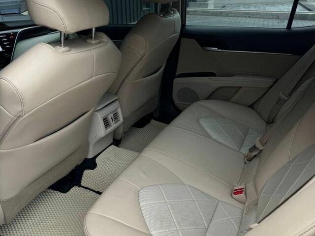 Белый Тойота Камри, объемом двигателя 2.5 л и пробегом 159 тыс. км за 17800 $, фото 17 на Automoto.ua