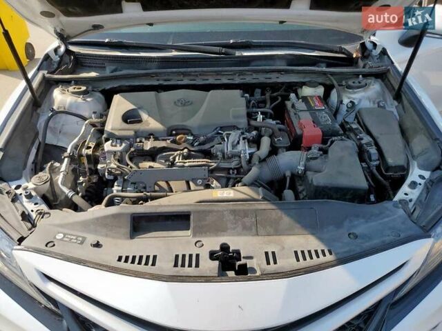 Тойота Камри 2017 в Днепре (Днепропетровске) на Automoto.ua Белый Тойота Камри, объемом двигателя 0 л и пробегом 94 тыс. км за 5845 $, фото 10 на Automoto.ua