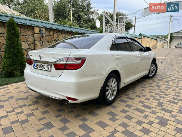 Білий Тойота Камрі, об'ємом двигуна 2.49 л та пробігом 165 тис. км за 15900 $, фото 2 на Automoto.ua