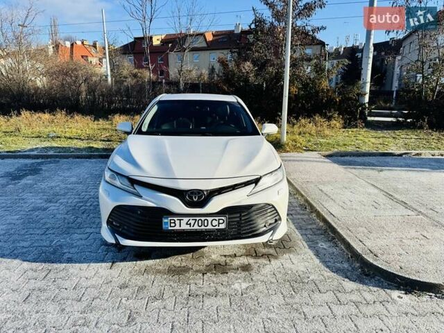 Білий Тойота Камрі, об'ємом двигуна 2.49 л та пробігом 113 тис. км за 23500 $, фото 2 на Automoto.ua