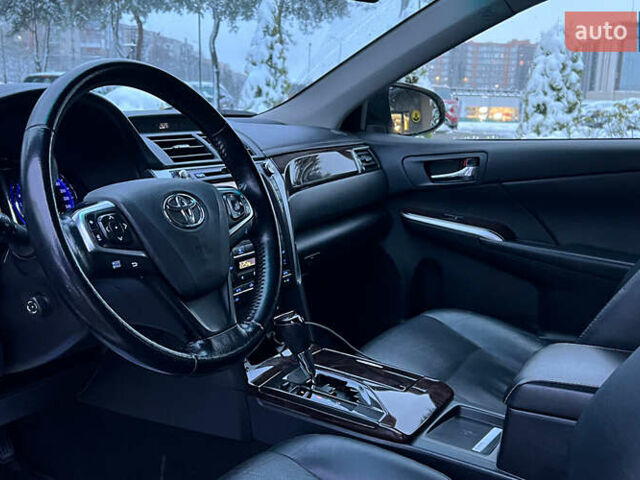 Білий Тойота Камрі, об'ємом двигуна 3.46 л та пробігом 148 тис. км за 20800 $, фото 9 на Automoto.ua