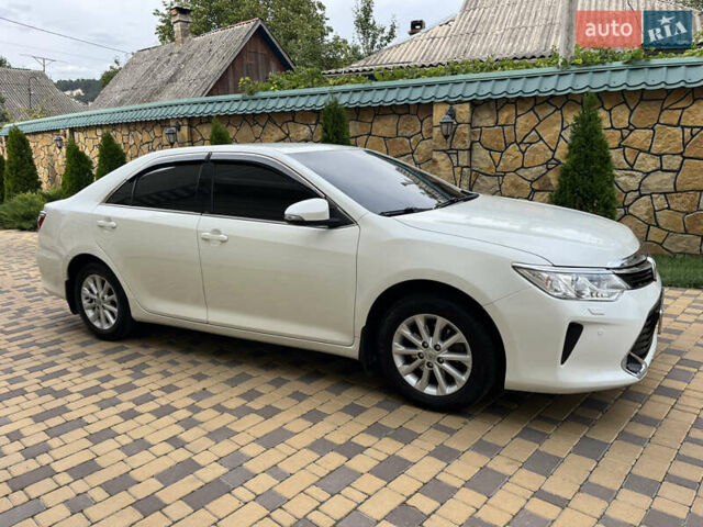 Білий Тойота Камрі, об'ємом двигуна 2.49 л та пробігом 165 тис. км за 15900 $, фото 21 на Automoto.ua