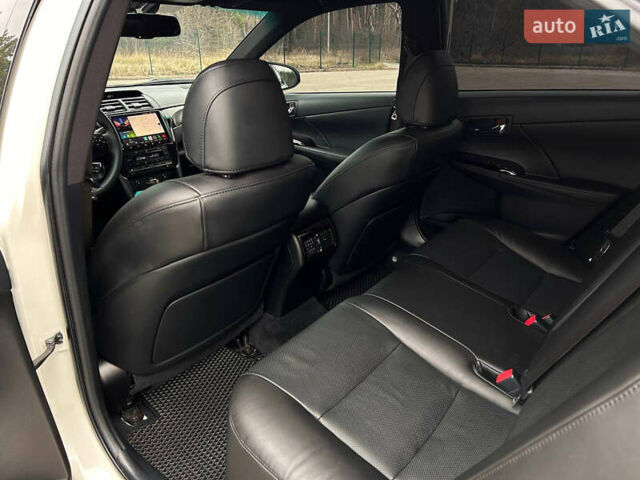 Белый Тойота Камри, объемом двигателя 2.49 л и пробегом 119 тыс. км за 20555 $, фото 20 на Automoto.ua