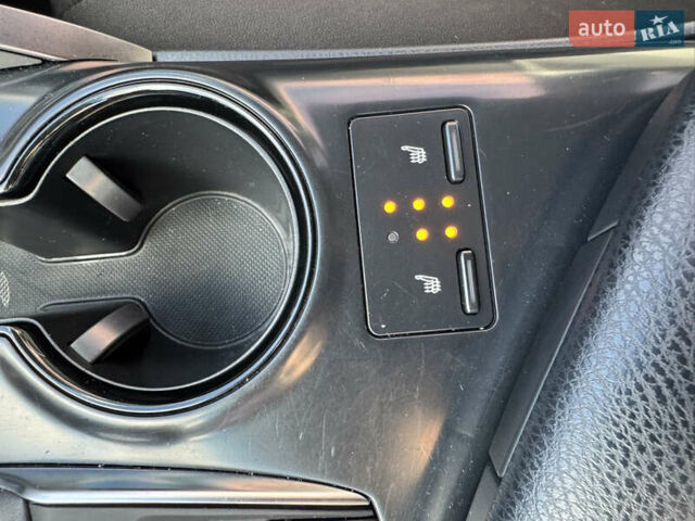 Белый Тойота Камри, объемом двигателя 2.49 л и пробегом 122 тыс. км за 21400 $, фото 15 на Automoto.ua