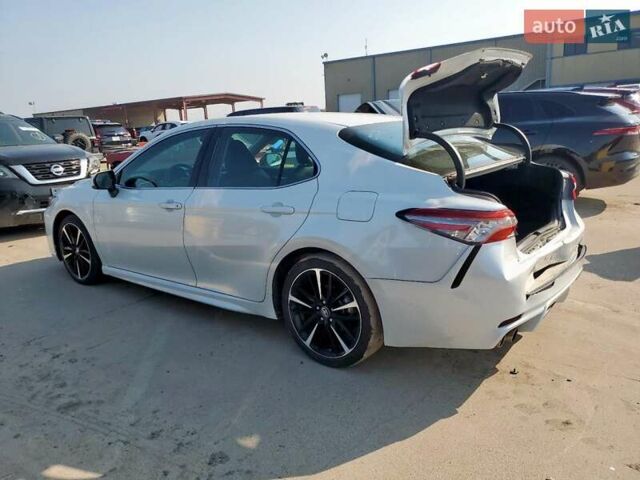 Тойота Камри 2017 в Днепре (Днепропетровске) на Automoto.ua Белый Тойота Камри, объемом двигателя 0 л и пробегом 94 тыс. км за 5845 $, фото 1 на Automoto.ua