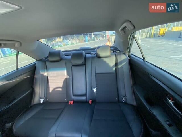 Белый Тойота Камри, объемом двигателя 2.4 л и пробегом 105 тыс. км за 17000 $, фото 10 на Automoto.ua