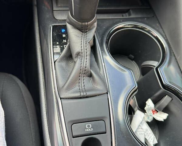 Белый Тойота Камри, объемом двигателя 2.49 л и пробегом 122 тыс. км за 21400 $, фото 12 на Automoto.ua