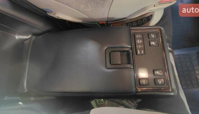 Білий Тойота Камрі, об'ємом двигуна 2.5 л та пробігом 194 тис. км за 19900 $, фото 26 на Automoto.ua