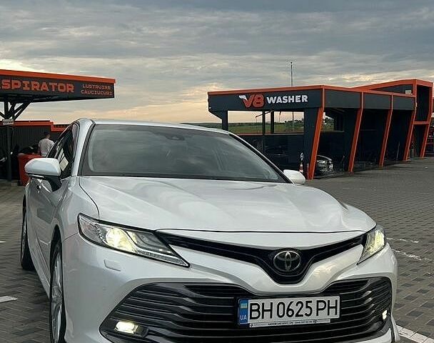 Белый Тойота Камри, объемом двигателя 2.49 л и пробегом 172 тыс. км за 22900 $, фото 11 на Automoto.ua