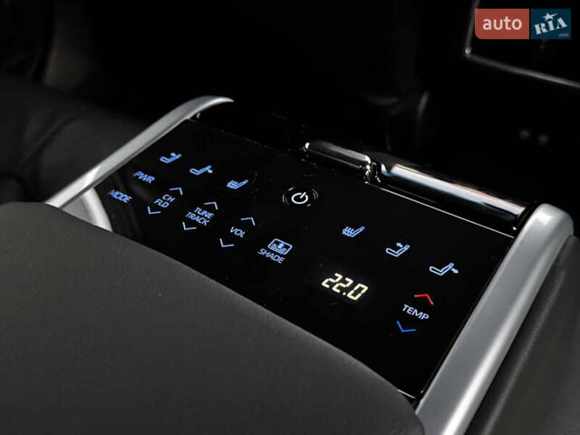 Белый Тойота Камри, объемом двигателя 2.49 л и пробегом 162 тыс. км за 22400 $, фото 34 на Automoto.ua