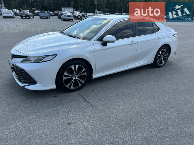 Білий Тойота Камрі, об'ємом двигуна 2.49 л та пробігом 139 тис. км за 21000 $, фото 11 на Automoto.ua
