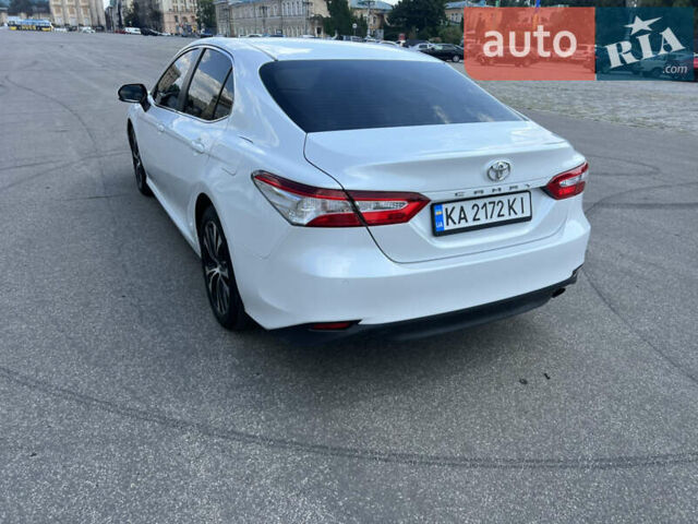 Білий Тойота Камрі, об'ємом двигуна 2.49 л та пробігом 139 тис. км за 21000 $, фото 9 на Automoto.ua