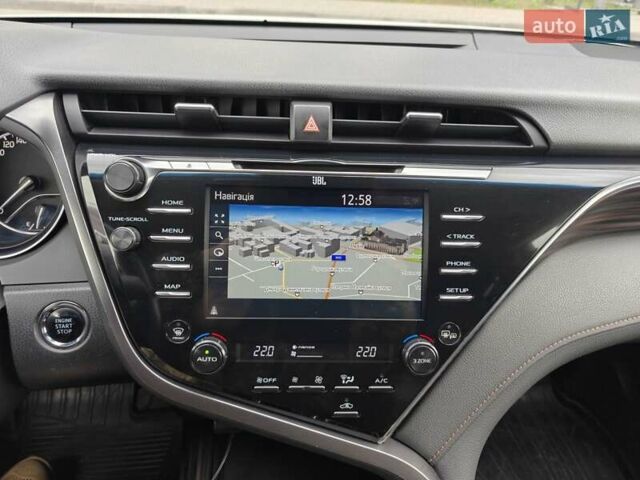 Білий Тойота Камрі, об'ємом двигуна 2.49 л та пробігом 199 тис. км за 22500 $, фото 7 на Automoto.ua