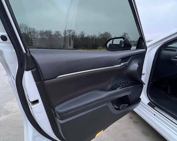 Білий Тойота Камрі, об'ємом двигуна 2.49 л та пробігом 89 тис. км за 22000 $, фото 56 на Automoto.ua