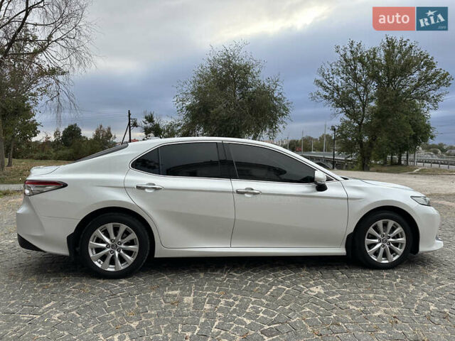 Білий Тойота Камрі, об'ємом двигуна 2.49 л та пробігом 160 тис. км за 23400 $, фото 6 на Automoto.ua