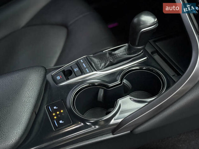 Білий Тойота Камрі, об'ємом двигуна 2.49 л та пробігом 158 тис. км за 22777 $, фото 55 на Automoto.ua