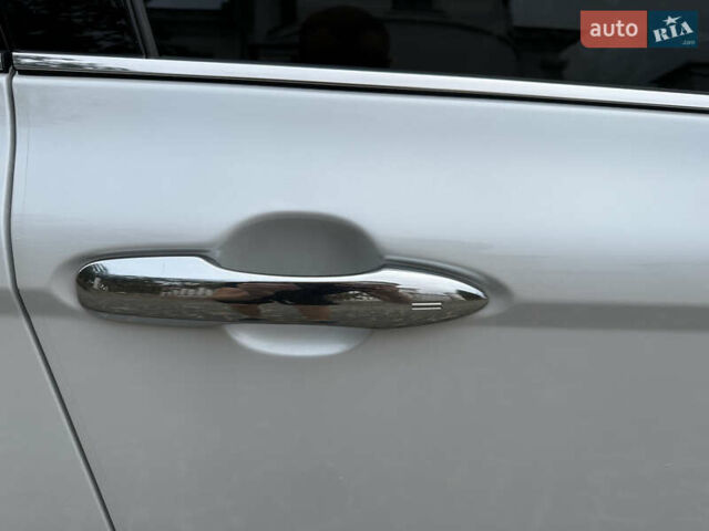 Білий Тойота Камрі, об'ємом двигуна 2.49 л та пробігом 160 тис. км за 23400 $, фото 20 на Automoto.ua