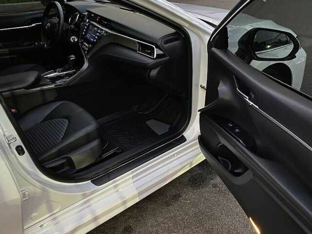 Білий Тойота Камрі, об'ємом двигуна 2.5 л та пробігом 95 тис. км за 17400 $, фото 10 на Automoto.ua