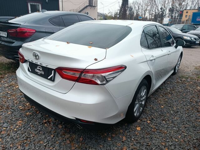 Белый Тойота Камри, объемом двигателя 2.5 л и пробегом 154 тыс. км за 21500 $, фото 2 на Automoto.ua