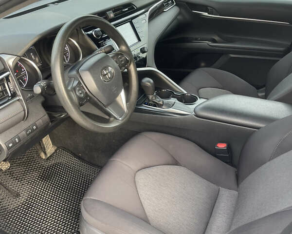 Белый Тойота Камри, объемом двигателя 2.49 л и пробегом 143 тыс. км за 17600 $, фото 14 на Automoto.ua