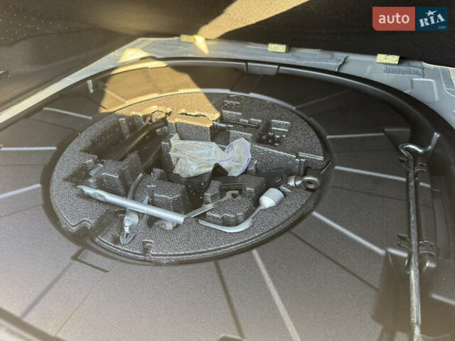 Белый Тойота Камри, объемом двигателя 2.49 л и пробегом 137 тыс. км за 21950 $, фото 36 на Automoto.ua