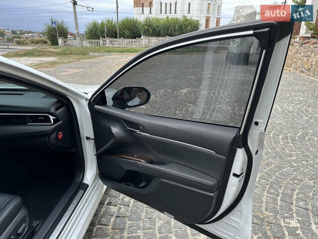 Білий Тойота Камрі, об'ємом двигуна 2.49 л та пробігом 160 тис. км за 23400 $, фото 15 на Automoto.ua