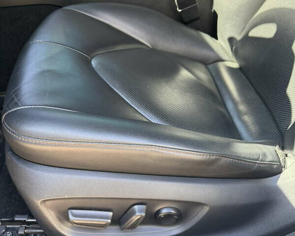 Белый Тойота Камри, объемом двигателя 2.49 л и пробегом 157 тыс. км за 22900 $, фото 16 на Automoto.ua