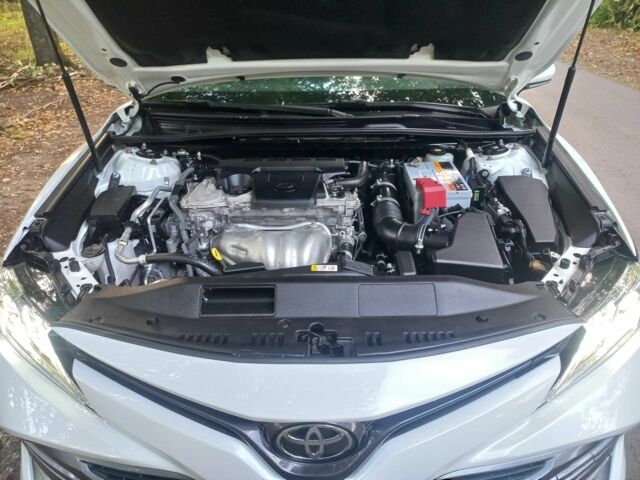 Белый Тойота Камри, объемом двигателя 2.5 л и пробегом 93 тыс. км за 25000 $, фото 7 на Automoto.ua